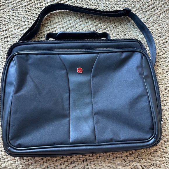 Swissgear Wenger Victorinox AG Laptop Bag Briefcase Shoulder Strap - Picture 1 of 10